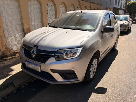 RENAULT LOGAN 1.0 12V SCE FLEX ZEN MANUAL RENAULT LOGAN 1.0 12V SCE FLEX ZEN MANUAL